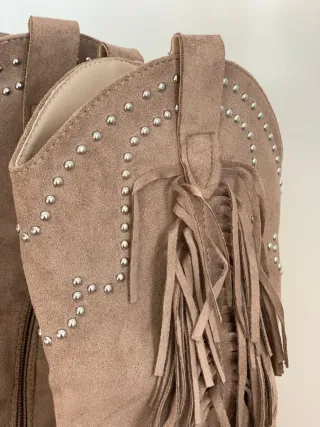 Botas camperas. Numero 40