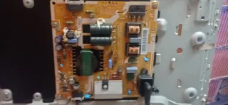 *Despiece TV Samsung UE32J5500