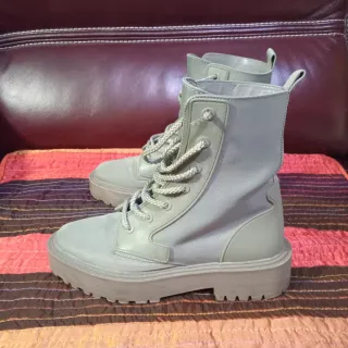 Botas Zara Talla 38 Impermeables