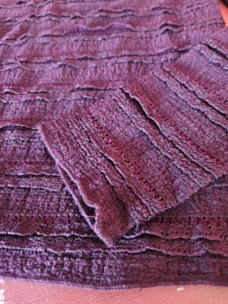 Blusa manga larga morada fina y elegante