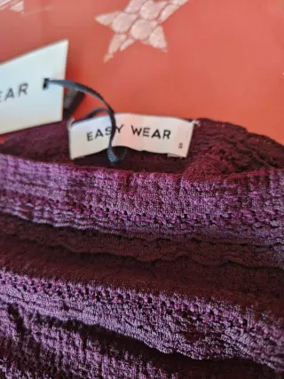 Blusa manga larga morada fina y elegante