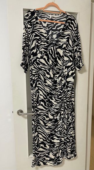Vestido midi h&M animal Print – XXL · sin estrenar