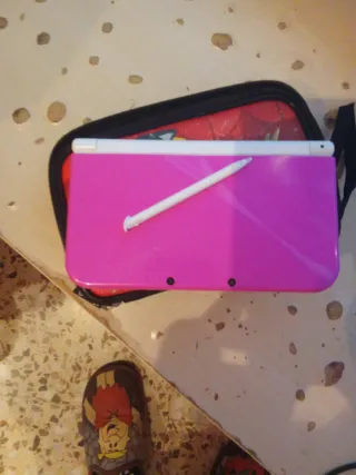New Nintendo 3DS XL Rosa y blanca