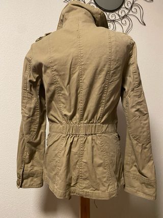 Chaqueta H&M tipo sahariana Talla 36.