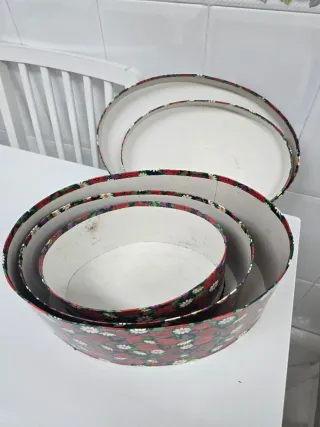 Cajas ovaladas decorativas con motivos florales