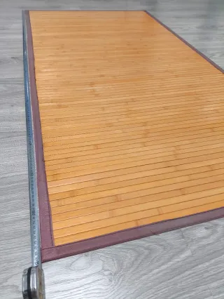 Alfombra de bambú y tela