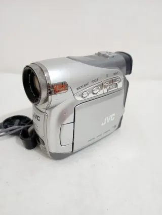 Cámara JVC 800x Digital Zoom Mini DV