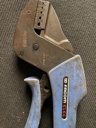 Alicate crimpado Facom