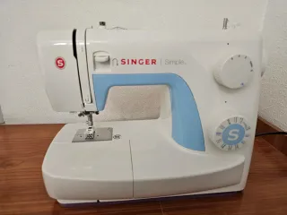 Máquina de coser Singer Simple