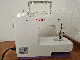 Máquina de coser Singer Simple