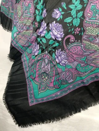 PAÑUELO SÍMIL LANA ESTAMPADO INDUMENTARIA