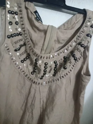 Vestido marrón con adornos M
