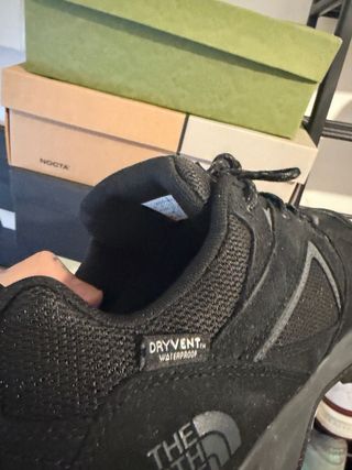 The North Face Talla 42.5 Negro/Gris