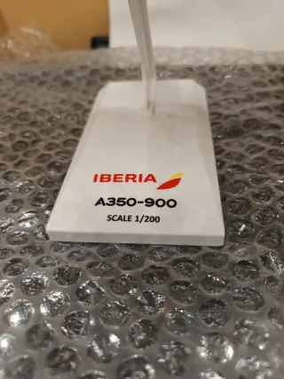 Maqueta Airbus A350 Iberia