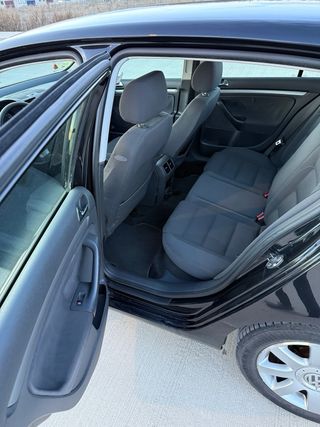 Volkswagen Golf 2.0 TDI 140CV