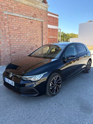 Volkswagen Golf 2022