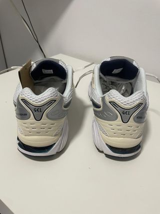 Asics Gel Kayano 14 Plata/Blanco