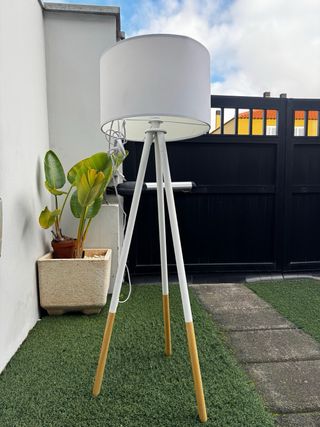Lámpara de pie Zuiver Trípode Madera Blanca