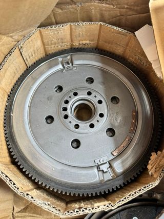 Kit Embrague LuK 600037100