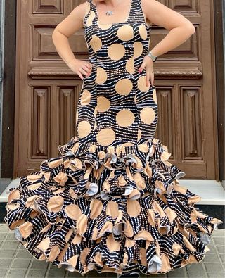 Traje de Flamenca MUY ELASTICO Y COMODO T 44-48
