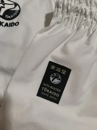 Kimono Tokaido Kata 10 oz Talla 1'70cm