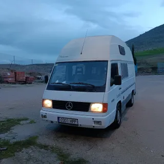 Mercedes-Benz MB100 1993