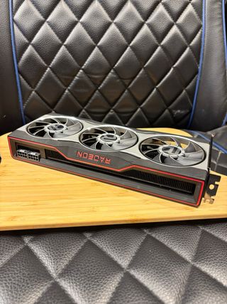 AMD RX 6800 Tarjeta Gráfica (Mac/W11)