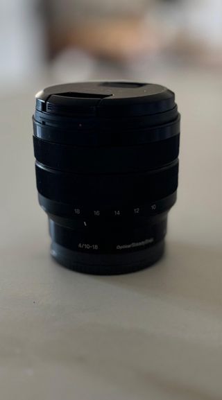 Objetivo sony 10-18