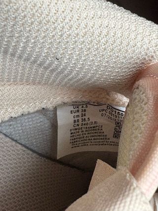 Sneakers Nike rosa e bianche