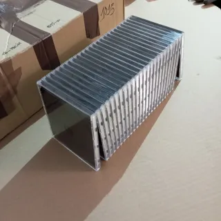 50 scatole CD vuote in lotto