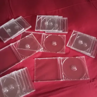 50 scatole CD vuote in lotto