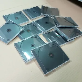 50 scatole CD vuote in lotto