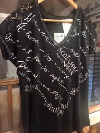 Camiseta Desigual Talla 40 Grafiti cupón FEBRERO26