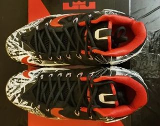 Nike Lebron XI Graffiti