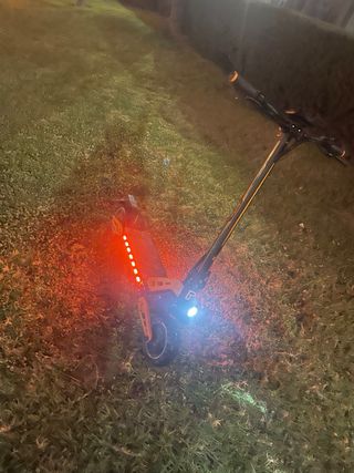 Patinete eléctrico potente casi nuevo