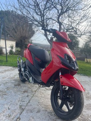 Yamaha Jog RR Roja Scooter