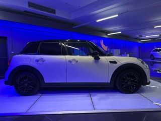 MINI MINI 5 Puertas Cooper 100 kW (136 CV)