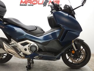 HONDA FORZA 750 2024 10503 kms.