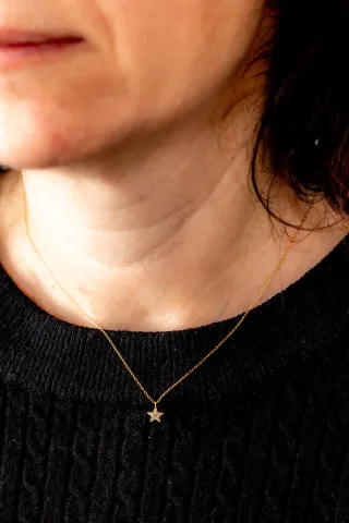 Cadena y Dije Estrella Oro 18k