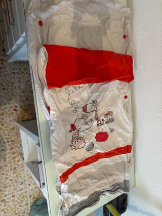 Cuna MICUNA blanca lacada chichonera, edredon y