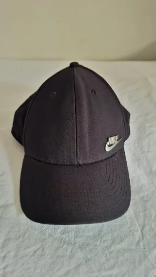 Gorra Nike Dri-Fit Talla M/L Negra