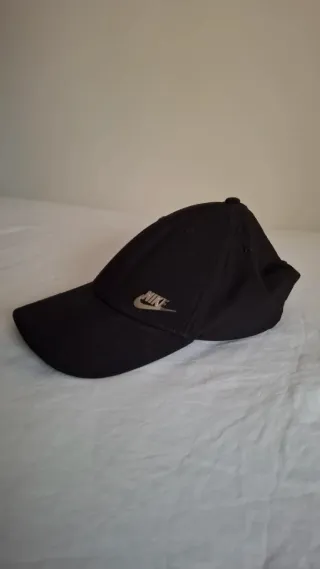 Gorra Nike Dri-Fit Talla M/L Negra