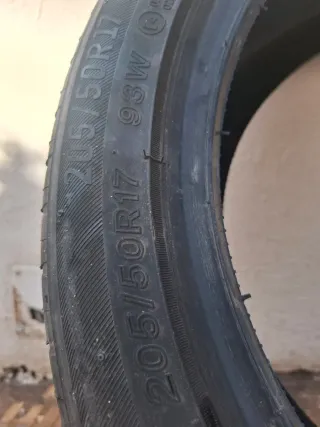 Neumáticos como nuevos 17" 16"