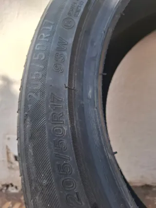 Neumáticos como nuevos 17" 16"