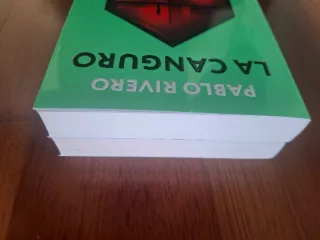 2 libros El regalo y la canguro Pablo Rivero NUEVO