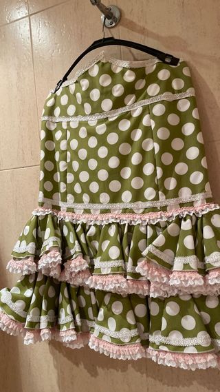 Falda flamenca lunares