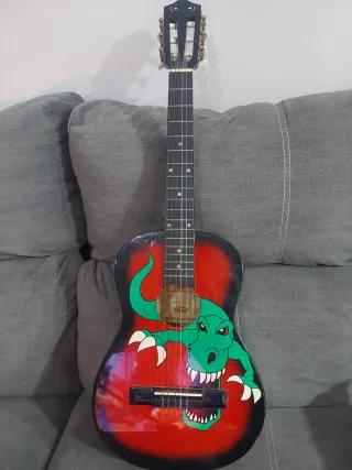 Guitarra Acústica Infantil Dinosaurio