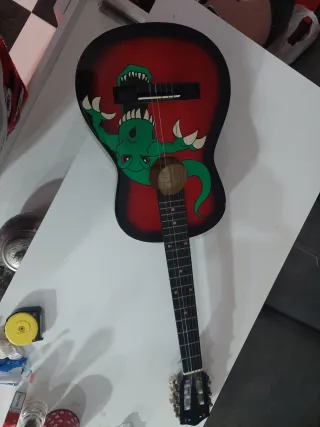 Guitarra Acústica Infantil Dinosaurio