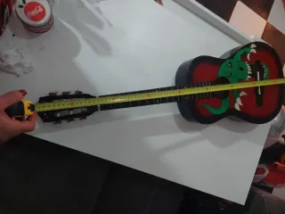 Guitarra Acústica Infantil Dinosaurio