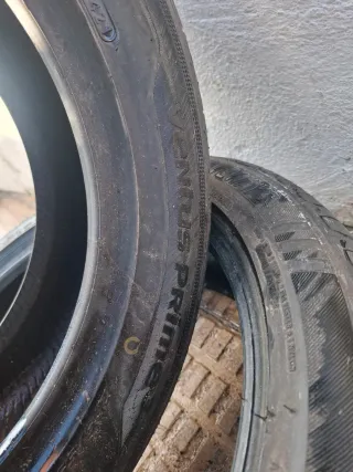 Neumáticos de coche